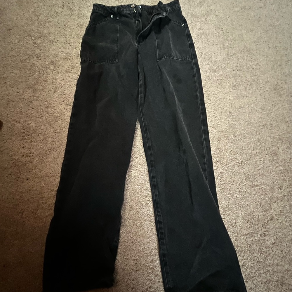 Forever 21 jeans size 27 baggy and black